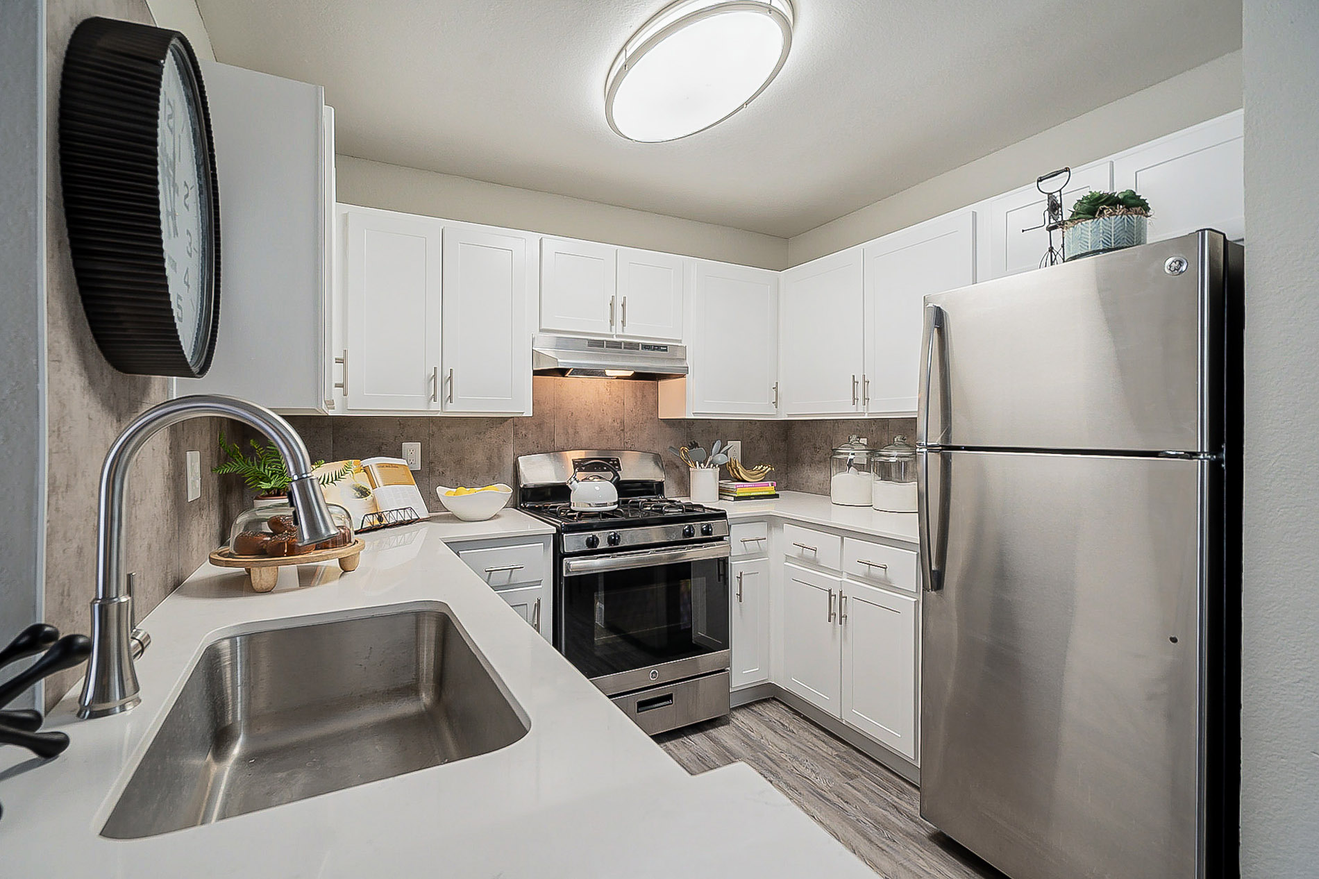 Sterling Point Marketing Site List - RentCafe USE ONLY photo 2